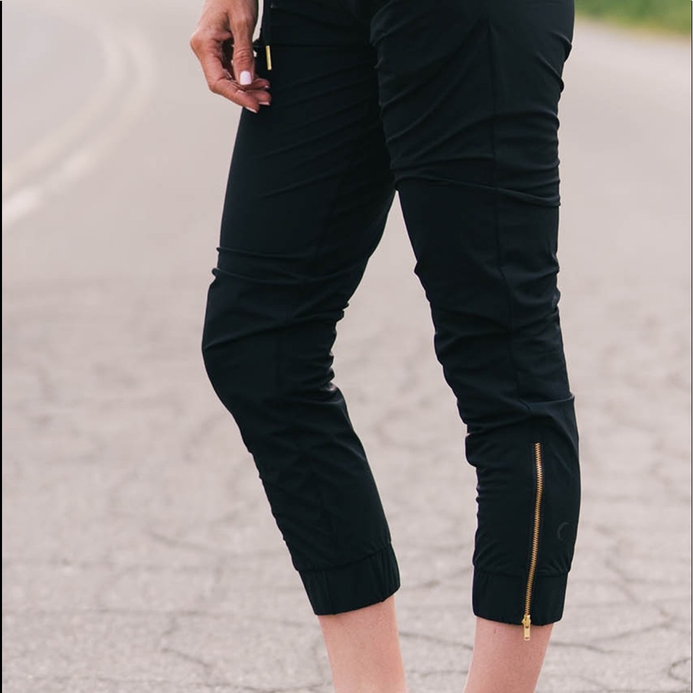 Zyia Black Everywhere Joggers